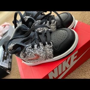 Retro Fleece High Jordan 1